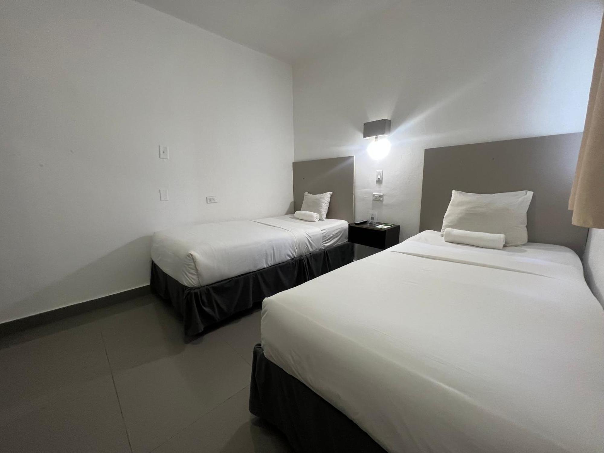 Hotel HSR Panama-Stad Buitenkant foto